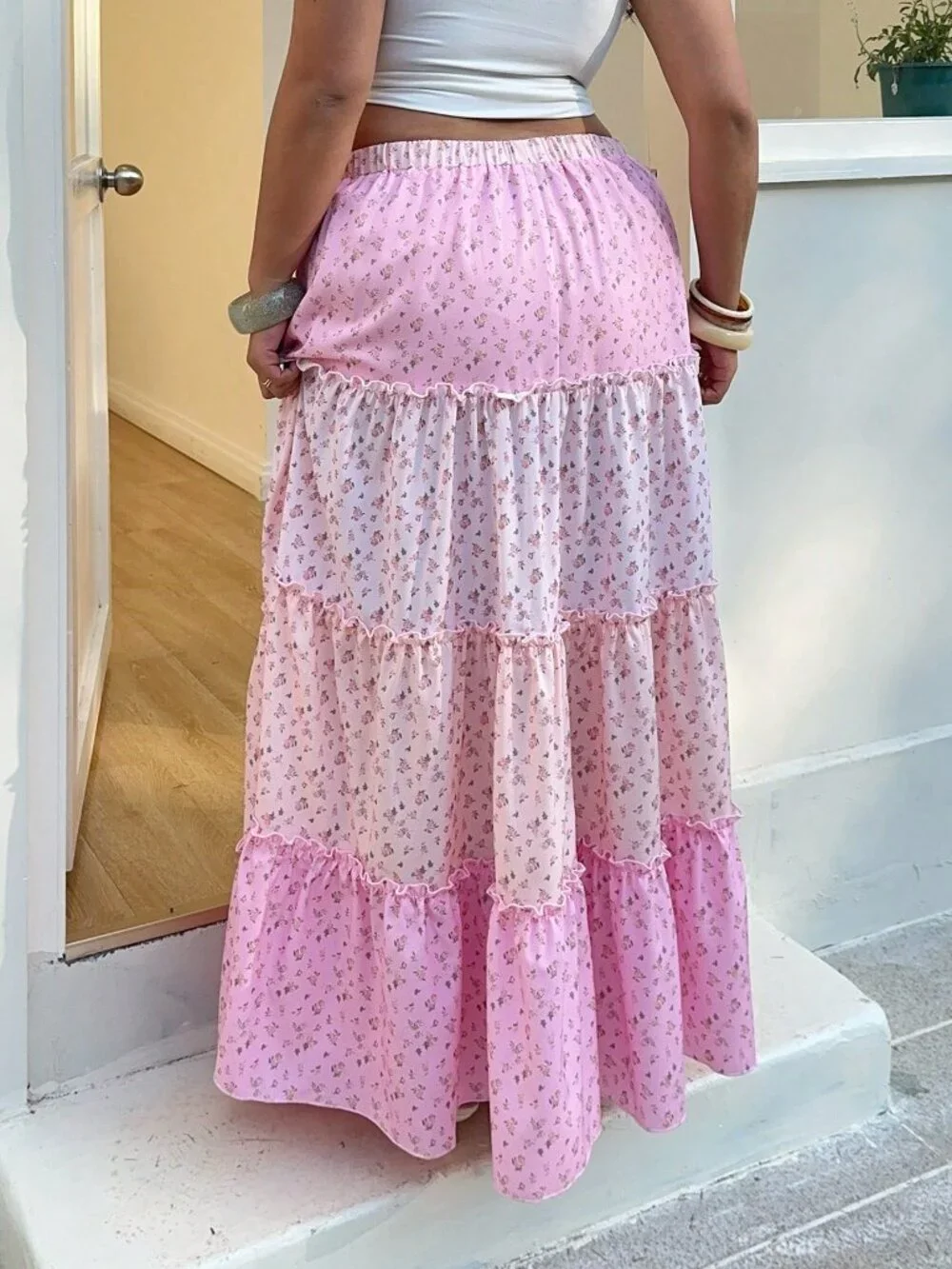 Multicolor Boho Women's Plus Size Floral Picnic Maxi Skirt with Layered Ruffle